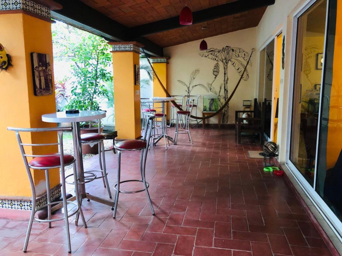 Los Nardos Hostel -Pet Friendly- Oaxaca Exterior foto